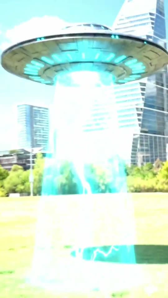 Drone Digital video ad, the UFO hook